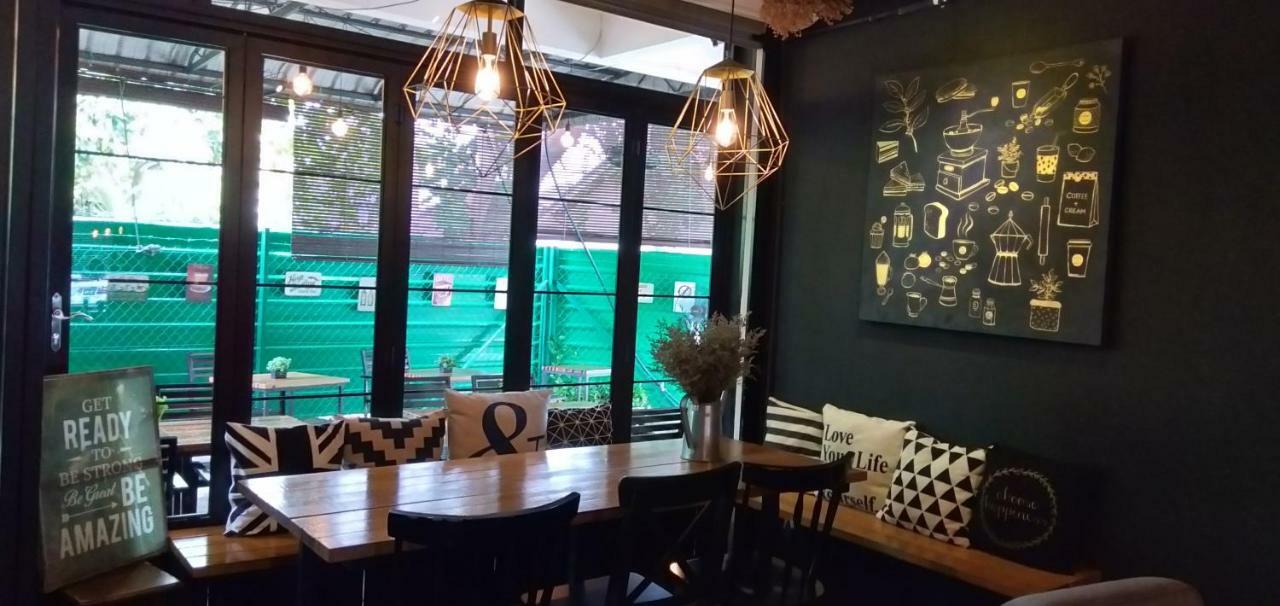 The Wood Boutique Hotel Муар Экстерьер фото